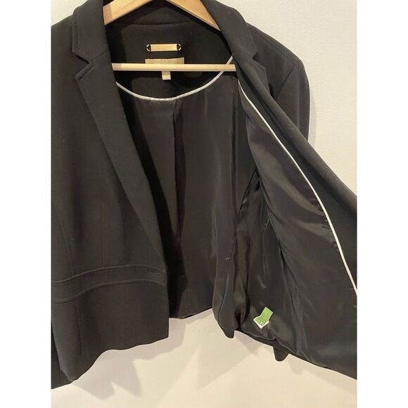 Talbot's Women's Black Blazer Jacket Woven In Italy‎ Career Business Size 10 - Picture 5 of 8